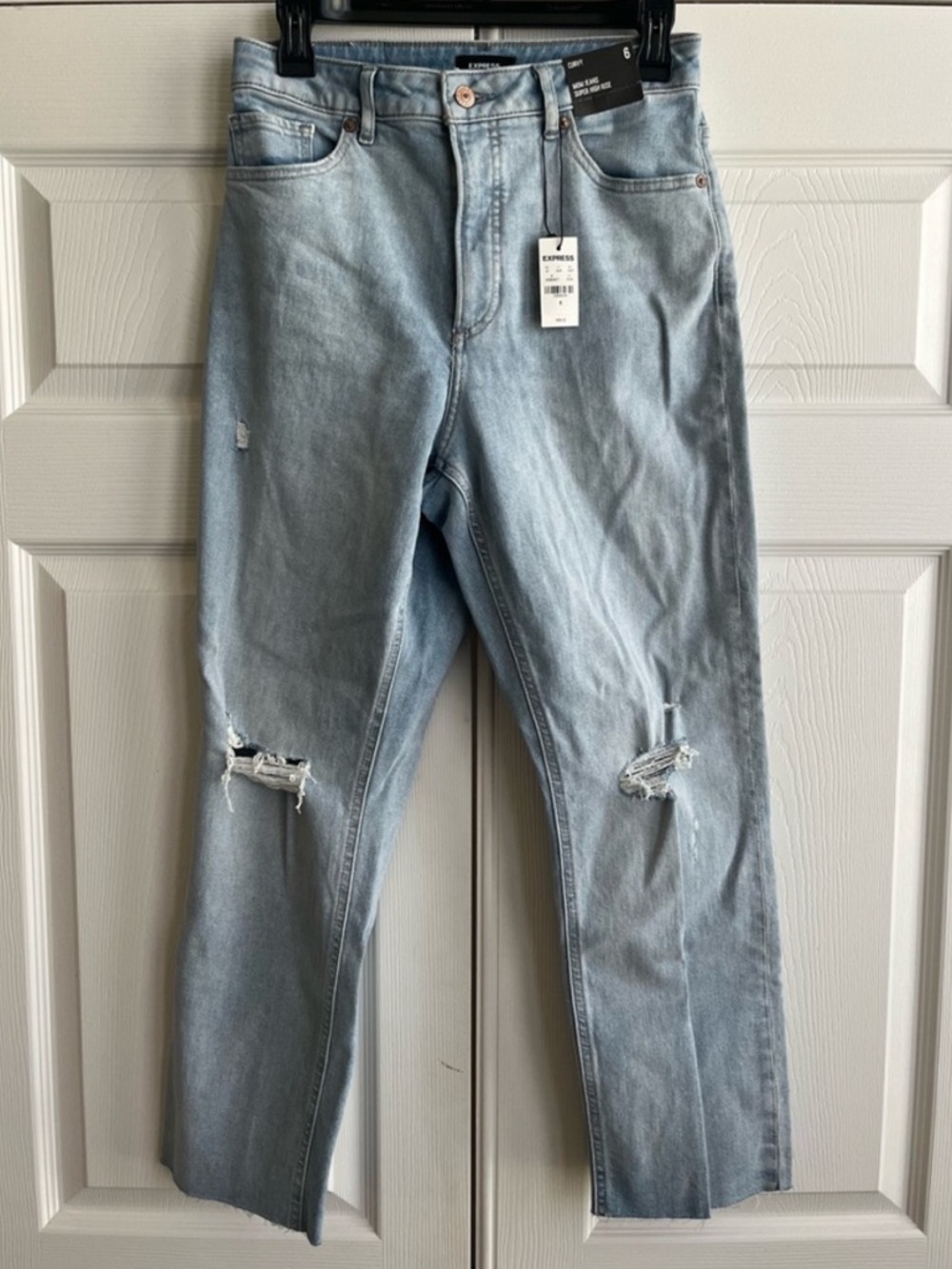 Express Light Wash Relaxed Mom Jeans with Knee Rips